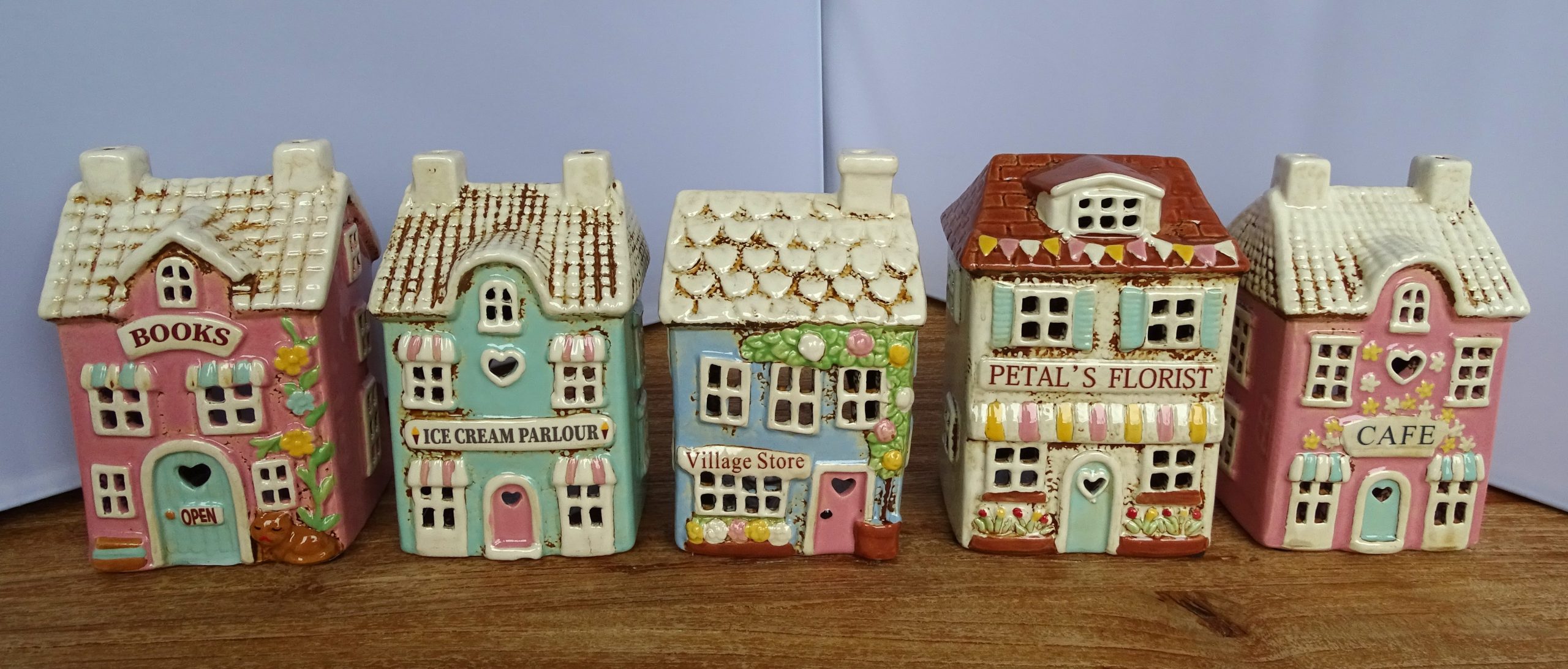 Dorpswinkel van Village Pottery - Afbeelding 6