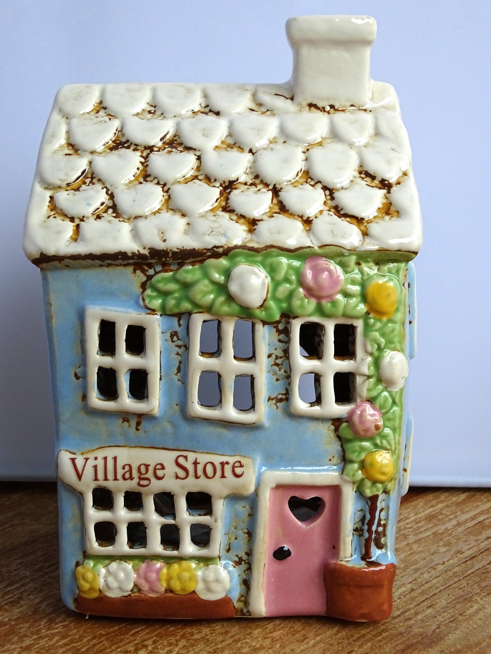 Dorpswinkel van Village Pottery